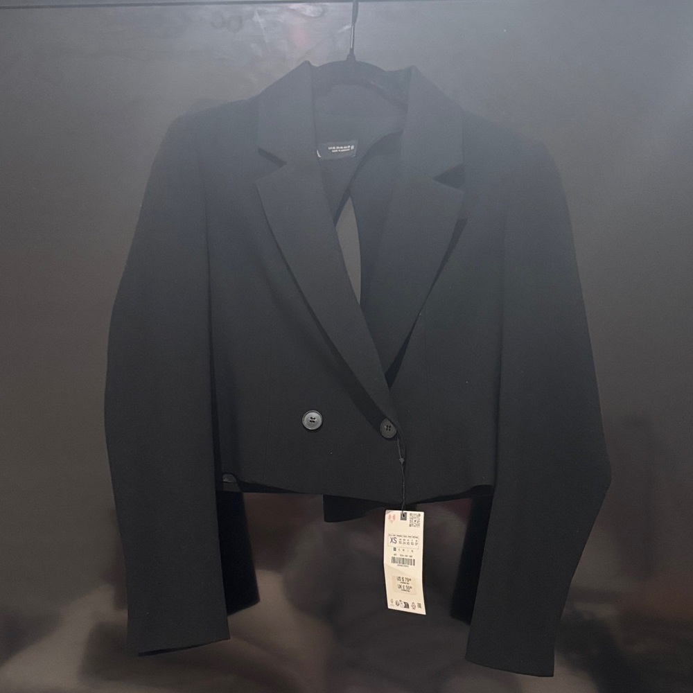 Zara Black Double-Button Cropped Blazer
